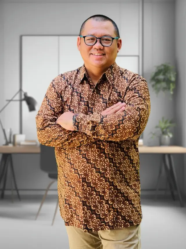 Damar Juniarto.