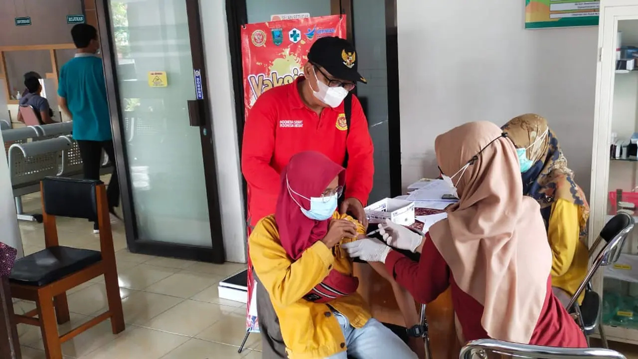 Badan Intelijen Negara (BIN) semakin mengintensifkan vaksinasi Covid-19 dosis ketiga atau booster di Jawa Tengah