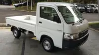 Generasi terbaru Suzuki Carry pikap berubah total dari pendahulunya. (Septian/Liputan6.com)