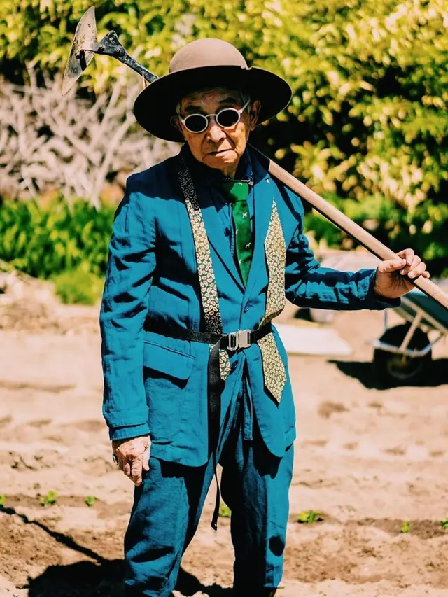 kakek gaul (foto: IG/@slvr.tty)