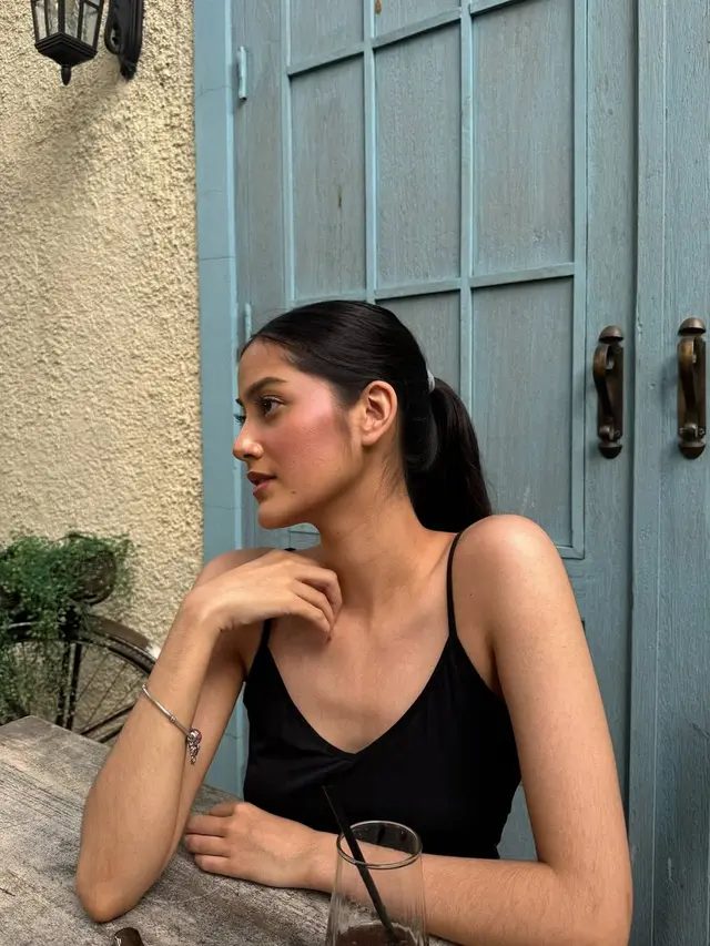 6 Potret Raia Wahab Anak 'Mbak Yul' yang Kini Jadi Model, Finalis Gadis Sampul 2020