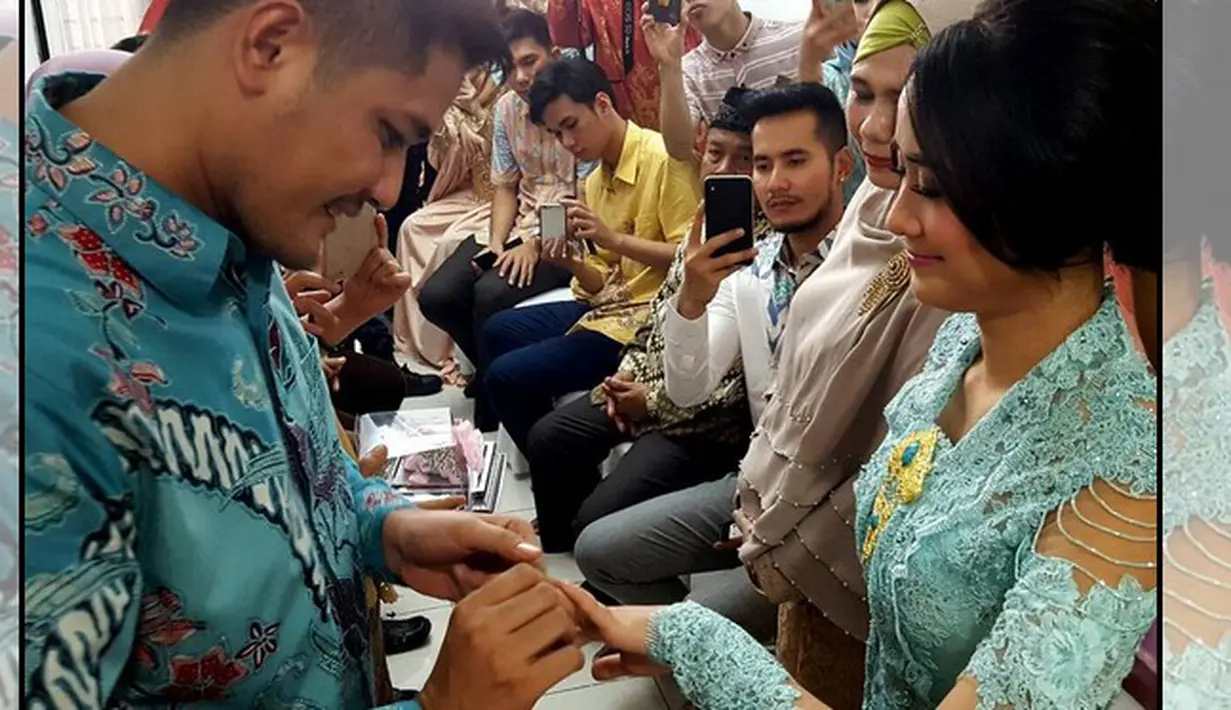 "Tak Seperti Sinetron yg lgsg mulus masuk ke jari tangan.perasaan Campur aduk......deg2an.fiuh Alhamdulilah semua berjalan dgn Lancar.Bismillah......next step" tulis puadinredi. (Instagram/ryana_dea)