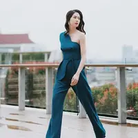 Laura Basuki menjaga kecantikan (Instagram/laurabas)