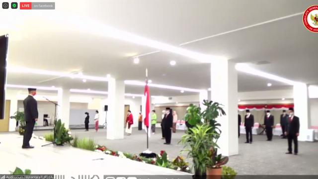 Kegiatan upacara HUT RI ke-75 yang digelar oleh KJRI Los Angeles pada 17 Agustus 2020, diikuti oleh masyarakat/Diaspora Indonesia di wilayah kerja KJRI LA melalui platform ZOOM dan Facebook Live. (Photo credit: KJRI Los Angeles)