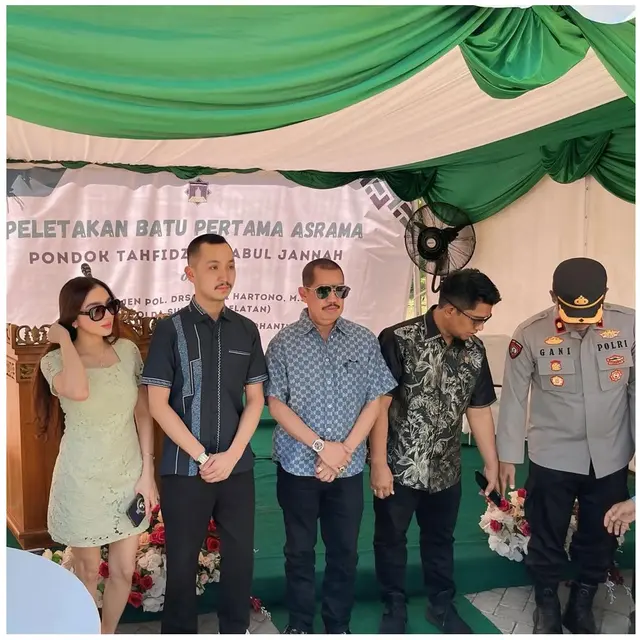 6 Potret Kedekatan Angel Karamoy dan Gusti Ega, Sinyal Go Public Makin Kuat