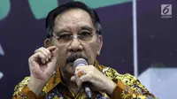 Ketua KPK Jilid II Antasari Azhar menjadi pembicara diskusi Dialektika Demokrasi di Jakarta, Kamis (18/7/2019). Antasari menilai susunan pimpinan lembaga anti rasuah yang terbentuk terindikasi melanggar Pasal 21 ayat 4 UU tentang Komisi Pemberantasan Tindak Pidana Korupsi. (Liputan6.com/Johan Tallo)