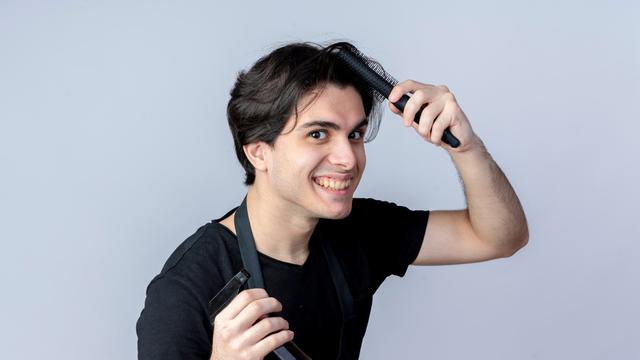 Ilustrasi pria menata rambut