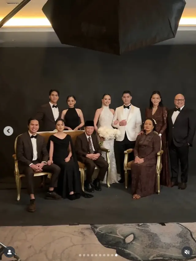 6 Potret Detail Outfit Maia Estianty di Intimate Dinner Al Ghazali-Alyssa Daguise