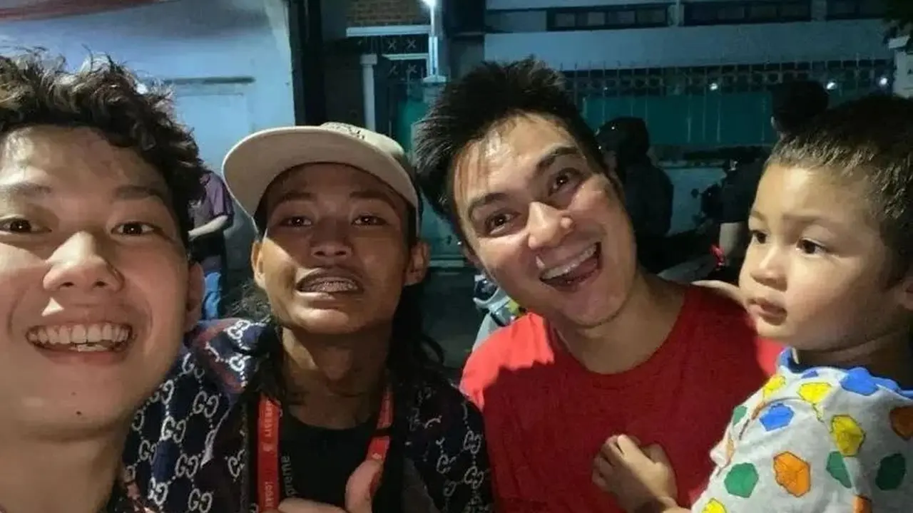6 Momen Kedekatan Baim Wong dengan Bonge, Partner Acara Citayam Fashion Week