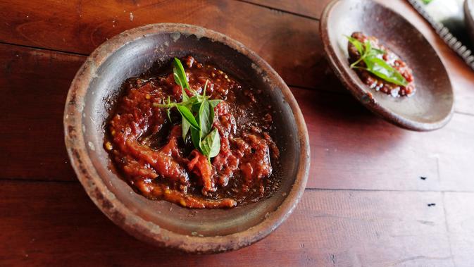  Resep Telur Ceplok Sambal  Kemangi Lifestyle Fimela com