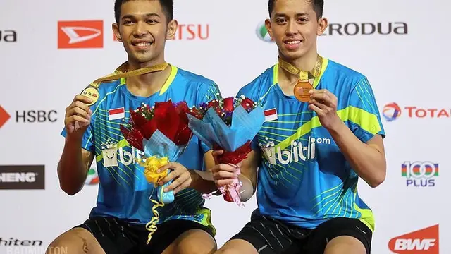 6 Potret Fajar Alfian/Rian Ardianto, Sempat Disebut Tunggal Putra Oleh Menpora