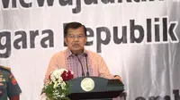 Wakil Presiden Jusuf Kalla menjadi pembicara kunci sekaligus membuka Simposium Nasional MPR RI 