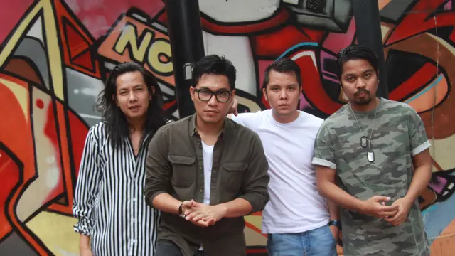 Armada Band