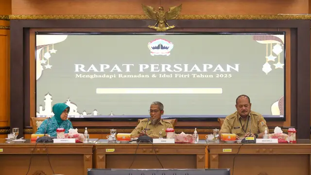 Antisipasi 17,9 Juta Pemudik, Pemprov Jateng Percepat Perbaikan Jalan Menjelang Lebaran 2025