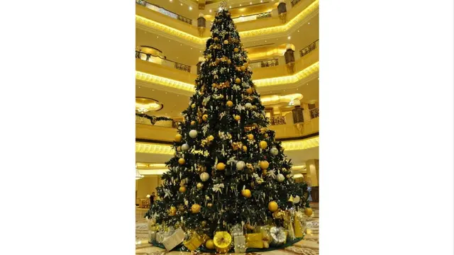 pohon natal termahal di dunia