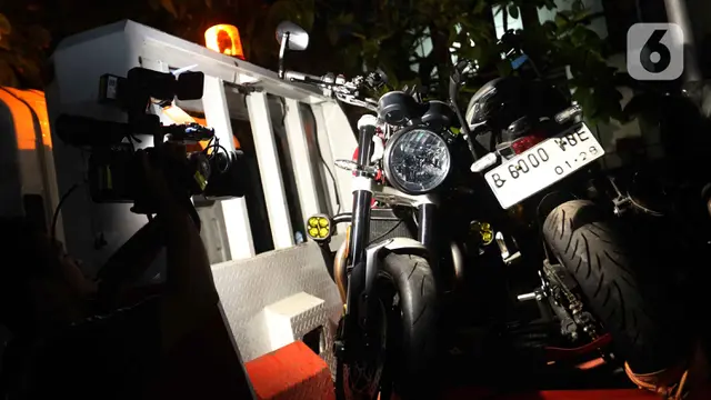 KPK Sita Belasan Kendaraan Bermotor dan Sepeda dalam OTT Imigrasi Jakarta Barat