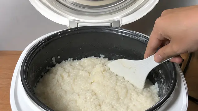 Proses Pembuatan Ketan Susu dengan Magic Com
