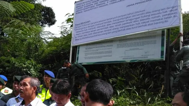 Penyegelan vila dan bangunan liar di Kawasan Puncak, Bogor
