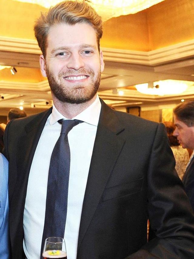 Louis Spencer merupakan anak dari adik kandung Putri Diana, menjadikannya sepupu dari Pangeran William dan Pangeran Harry. (Instagram/@_althorp)