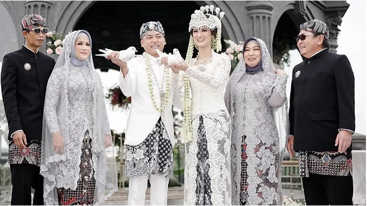 7 Momen Akad Nikah Atries Angel Mantan Kekasih Chef Juna, Usung Adat Sunda