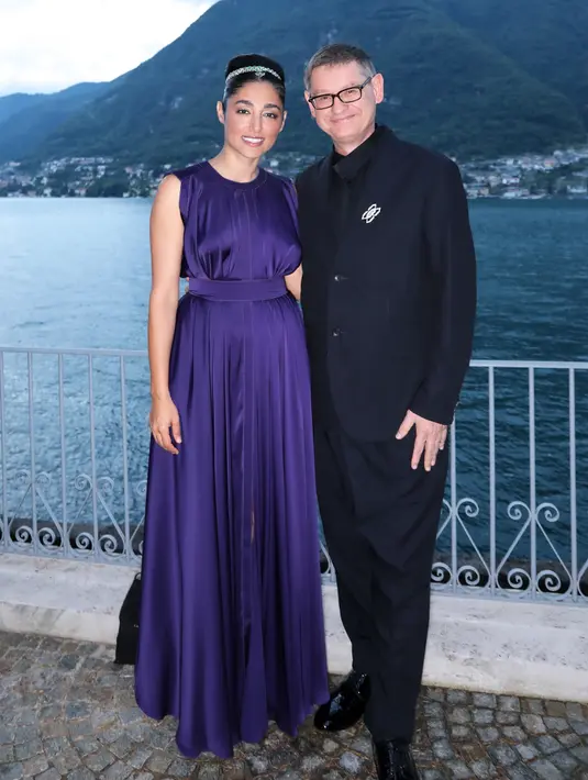 Presiden & CEO Cartier Cyrille Vigneron menyambut langsung sejumlah tamu undangan yang hadir di Il Sereno Lago di Danau Como