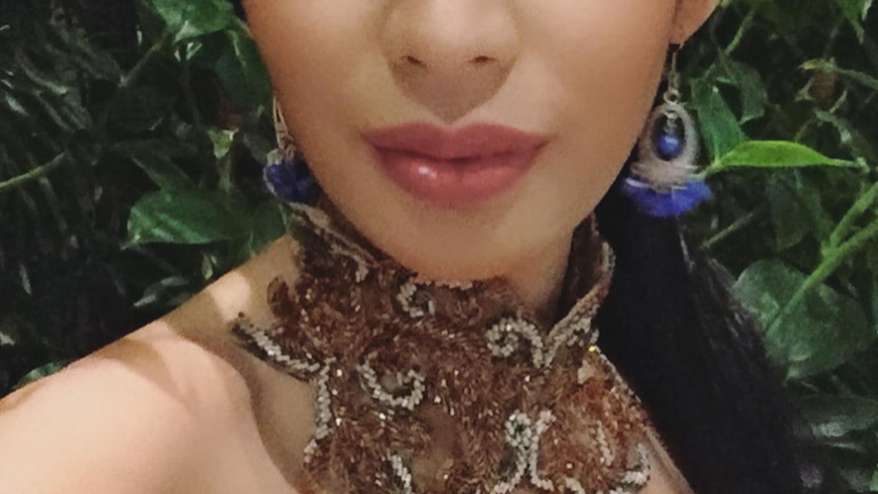 6 Potret Karen Idol, Penyanyi yang Sebut Suami dan Anaknya Tinggal di Apartemen Marshanda