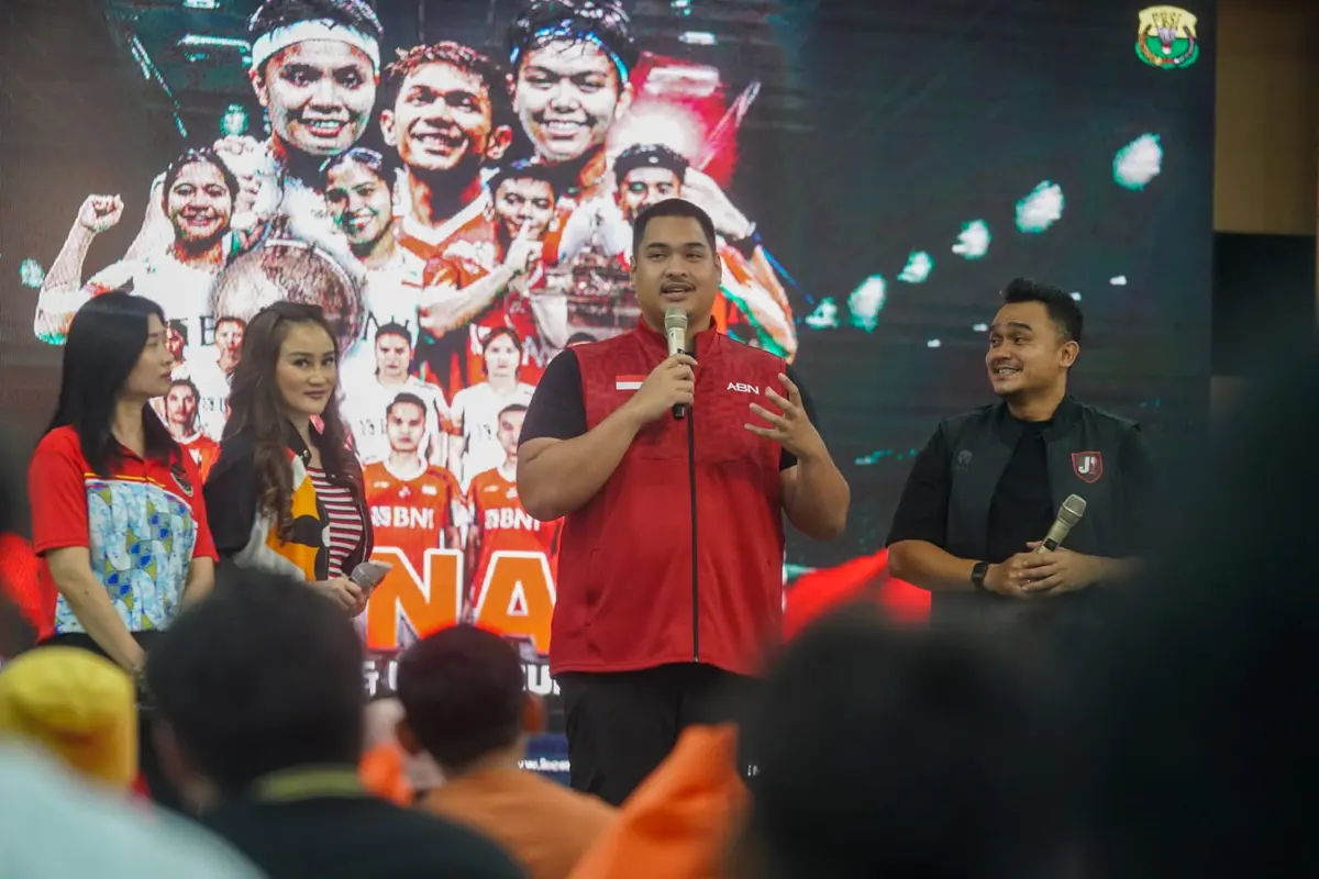 Tim Thomas dan Uber 2024 pebulutangkis Indonesia menorehkan hasil positif. Menpora Dito Ariotedjo pun menjadi optimistis pebulutangkis Indonesia akan mampu mempertahankan dan melanjutkan tren positif ini hingga menuju Olimpiade Paris 2024.