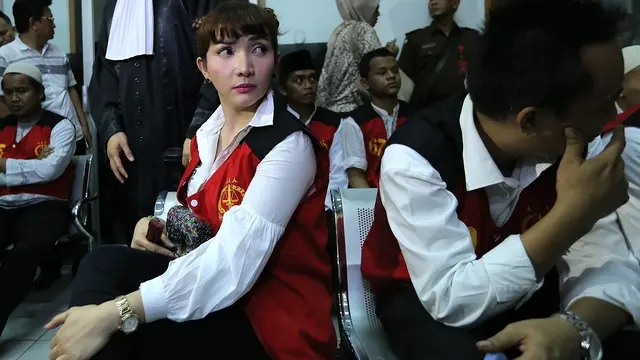 [Bintang] Roro Fitria