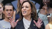 Harris sendiri merasa tersanjung, usai mendapat dukungan Biden. (AP Photo/Alex Brandon)