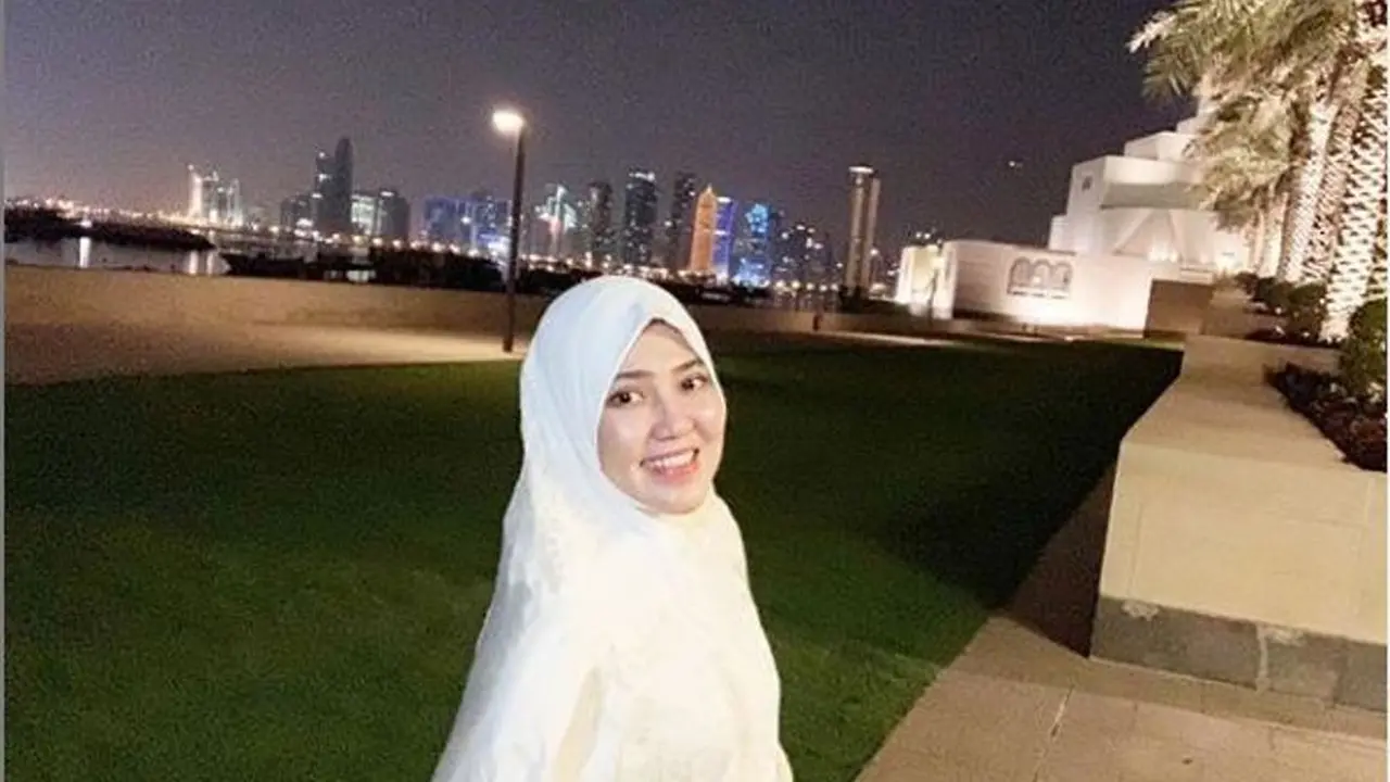 Via Vallen Berhijab