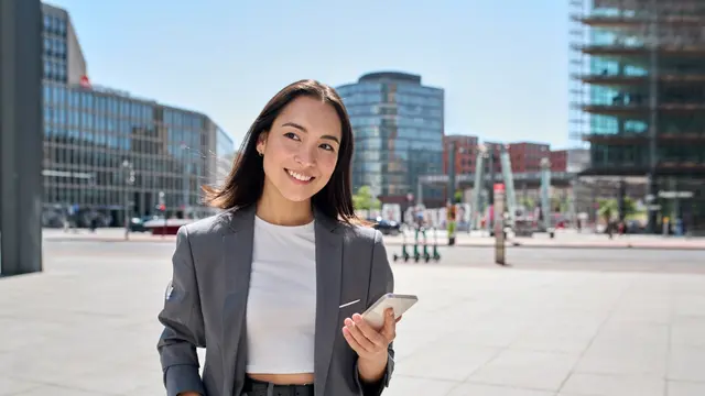 Bukan Hanya Stress Saja, Ini Gaya Hidup Nggak Baik Lainnya yang Bisa Sebabkan Permasalahan Ketombe Pada Kulit Kepala