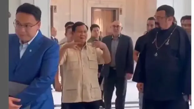 Tak Hanya Titiek Soeharto, Presiden Prabowo Subianto Juga Bertemu Steven Seagal.  foto: (dok.Instagram @2.prabowo/https://www.instagram.com/p/DEw0g9vPfdK/Henry)