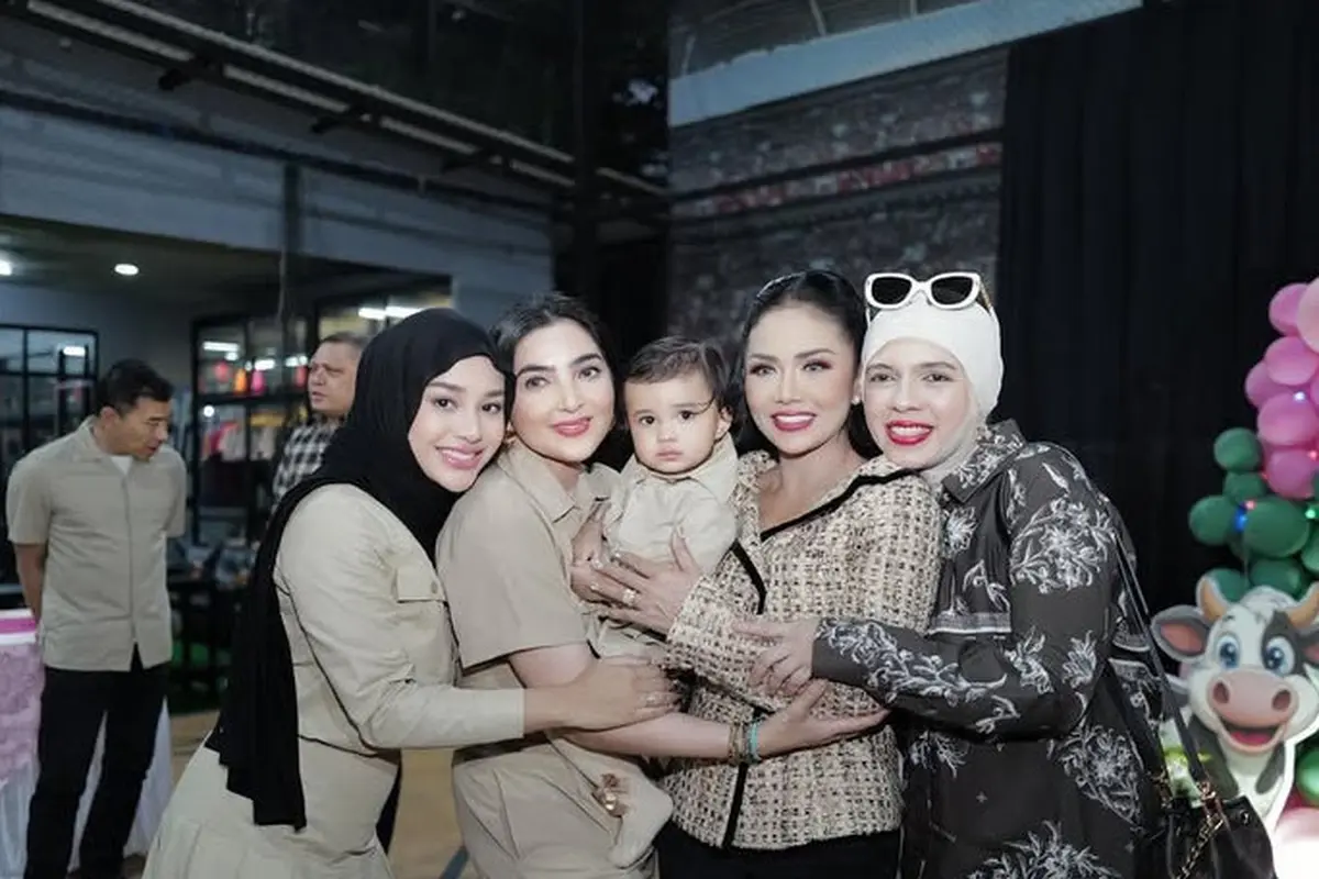 Ulang Tahun ke-3 Ameena Putri Aurel Hermansyah