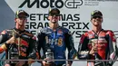 Dan, peringkat ketiga diraih pembalap Honda HRC Castrol, Joan Mir, dengan selisih +8,048 detik. (Lillian SUWANRUMPHA/AFP)