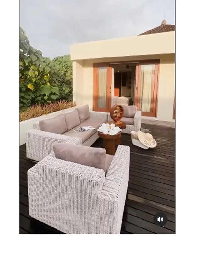 8 Potret Villa Mewah Milik Andrew White dan Nana Mirdad di Bali, Berkonsep Minimalis