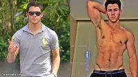 Nick Jonas Pamer Perut Sixpack