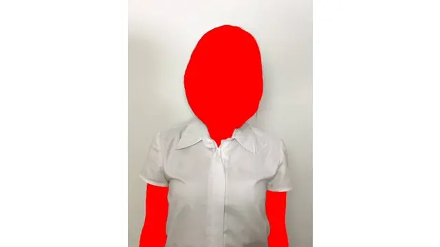 Pucchi JKT48 Minta Diedit Fotonya Pakai Background Merah, 7 Hasilnya Bikin Tepuk Jidat