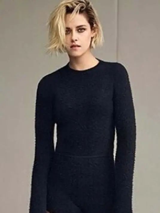 Bukan hanya Stewart yang menjadi korban foto telanjangnya tersebar. Beberapa selebriti lainnya, seperti Miley Cyrus, Sarah Hyland, Amanda Seyfried, Demi Lovato, Kate Hudson, Lucy Hale, dan lainnya. (Instagram/kristenstewart)