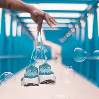 Ilustrasi Sneakers | unsplash.com