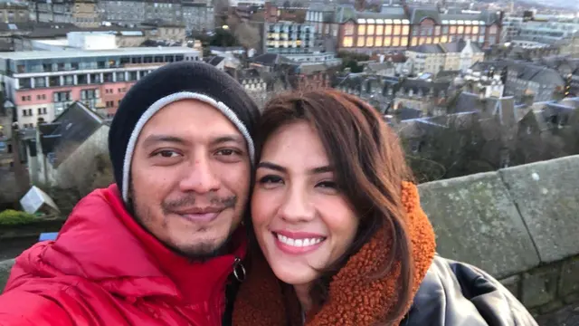 Genap 9 Tahun Menikah, Ini 7 Potret Mesra Eno Netral dan Nadila Ernesta