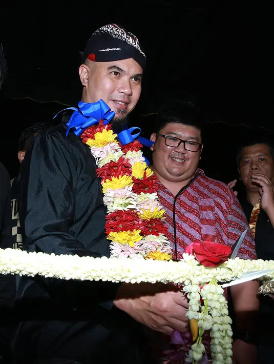 Sebagai seorang orangtua, tentunya Ahmad Dhani sudah membagikan resep kesuksesannya untuk ketiga putranya. (Deki Prayoga/Bintang.com)