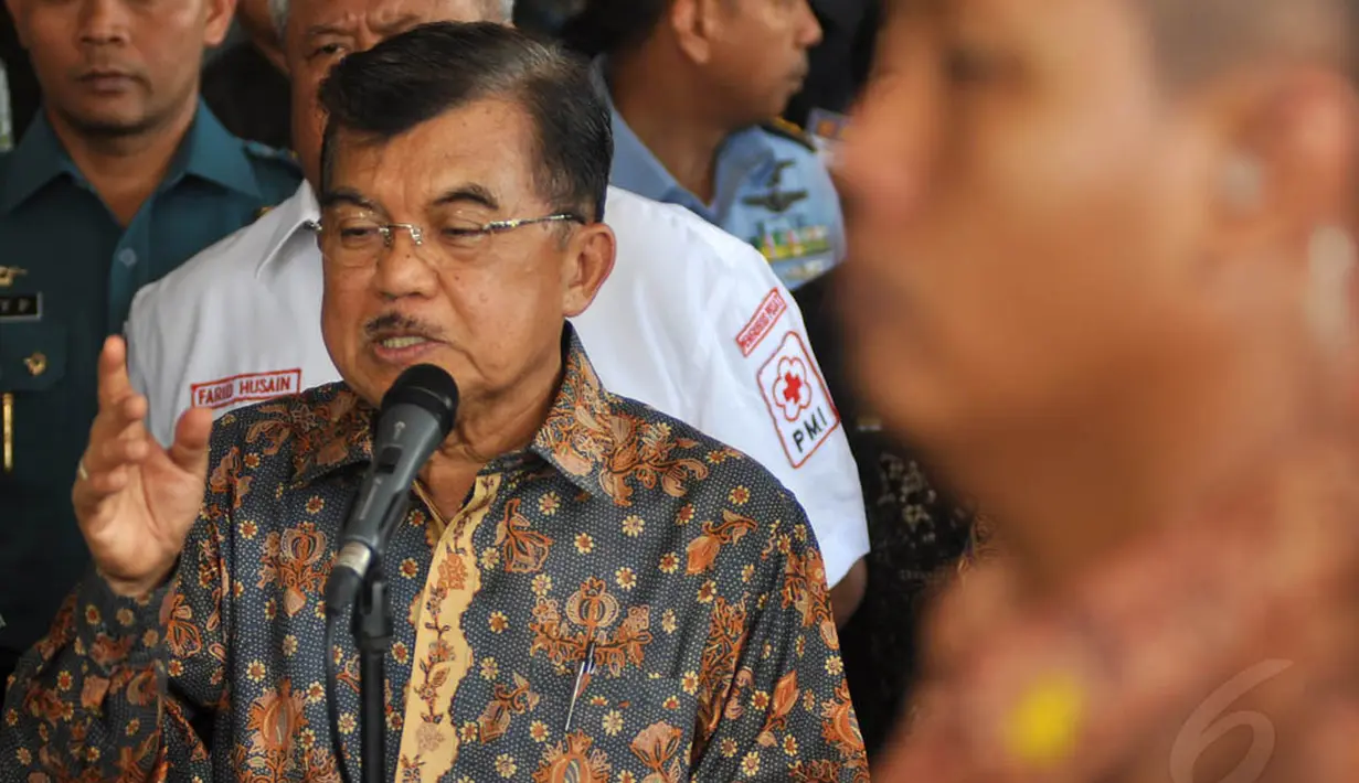 Ketua PMI Jusuf Kalla saat acara penandatangan MoU di GOR Ahmad Yani Mabes TNI Cilangkap Jakarta, Kamis (11/12/2014). (Liputan6.com/Miftahul Hayat)