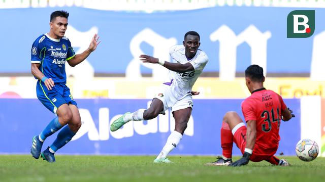 BRI Liga 1 2022/2023: Persib Bandung vs Persik Kediri