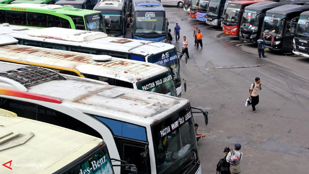mudik-terminal-130731b.jpg