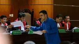 Dalam kesaksiannya Nazaruddin mengatakan Anas Urbaningrum dapat menjadi Ketua Umum Partai Demokrat lantaran didukung oleh dana yang sangat banyakJakarta, Senin (25/8/2014) (Liputan6.com/Faizal R syam)