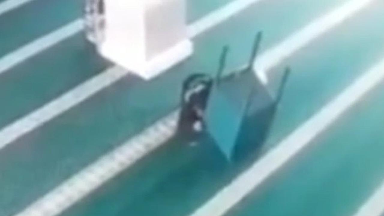 Screenshot rekaman CCTV Masjid