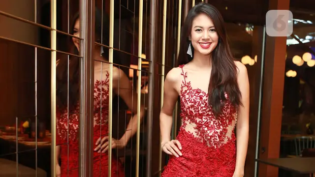 [Bintang] Aurelie Moeremans
