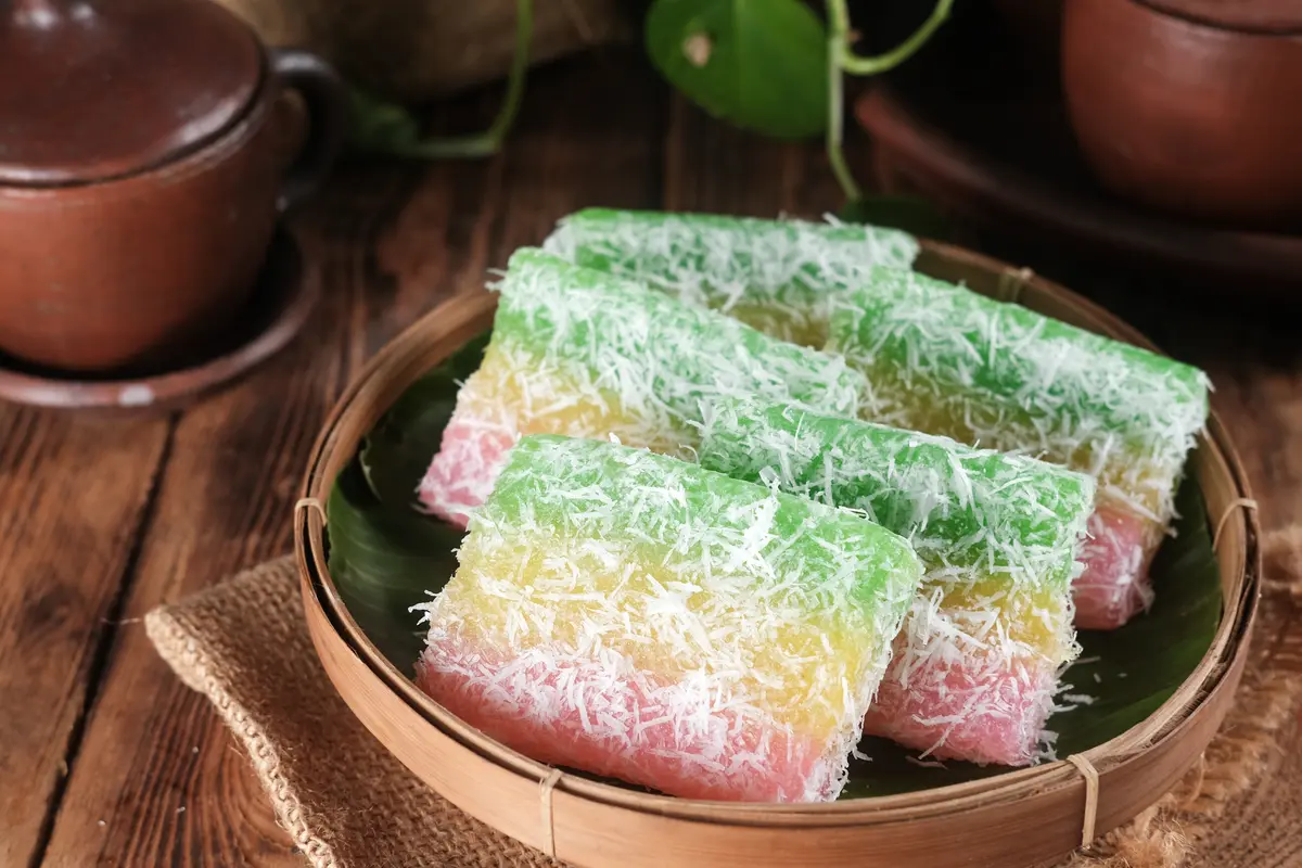 kue singkong pelangi