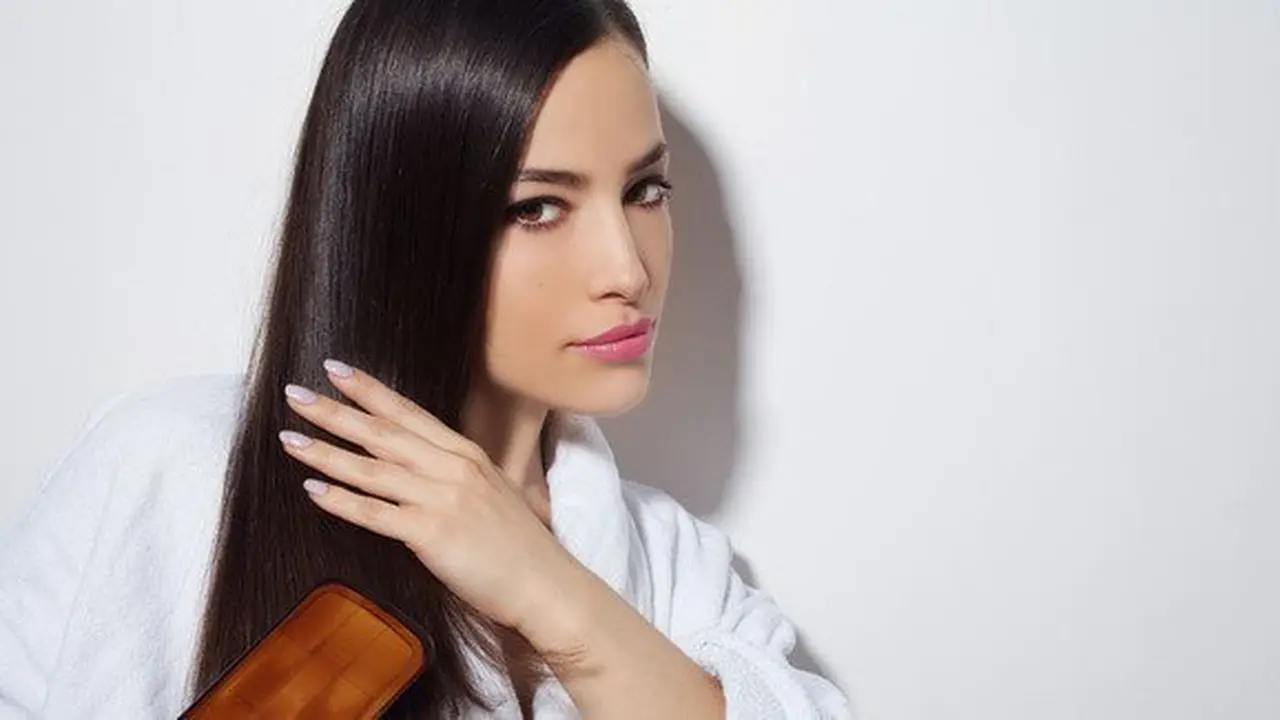 Merawat rambut cantik./Copyright thinkstockphotos.com