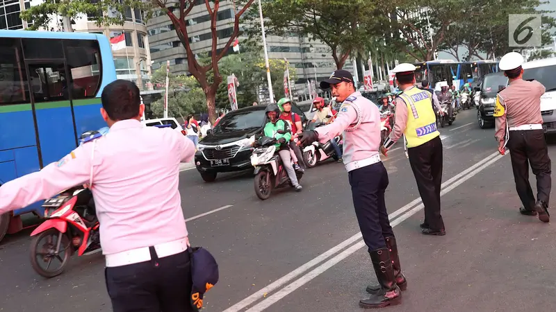 Melihat Kesigapan Polisi dan Dishub Atur Lalu Lintas Jelang Penutupan Asian Games 2018